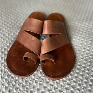 Free People Women's 9 Abilene Toe Loop Flat Sandals Brown Leather Boho Hippie